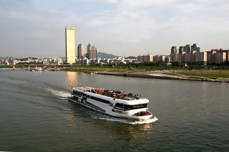 han river boat cruise